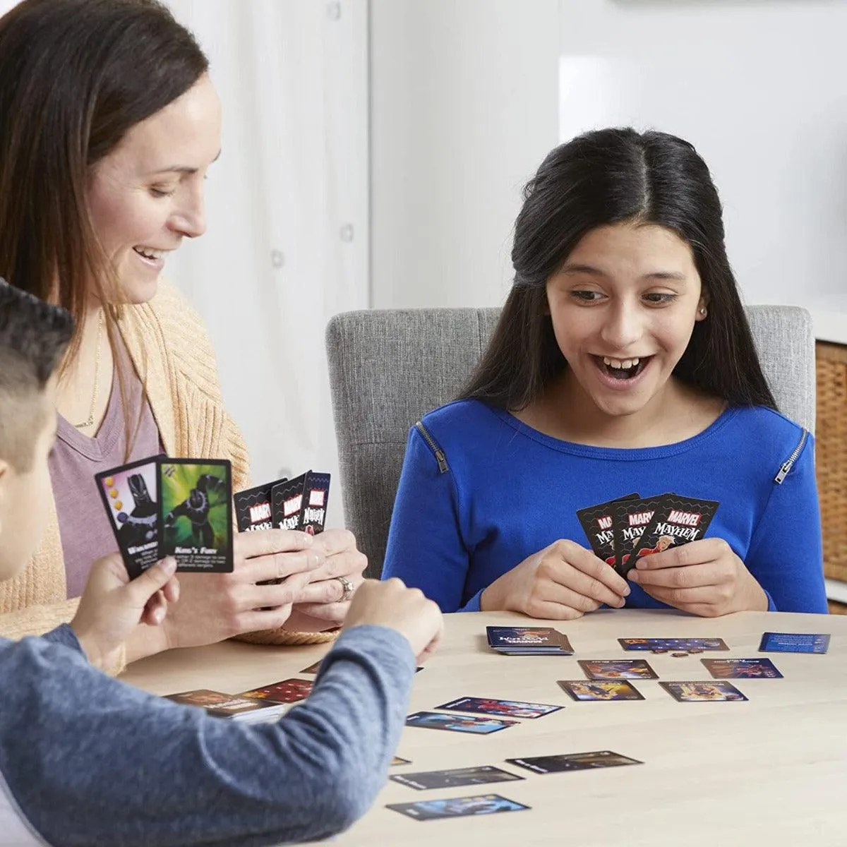 Hasbro Gaming Marvel Mayhem Card Game, Fun Game for Marvel Fans Ages 8 , Easy-to-Learn Game for 2-4 Players