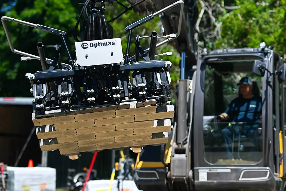 Multi 6 Paver Clamp - Call 860-870-8665 for Special Pricing & Payment Options